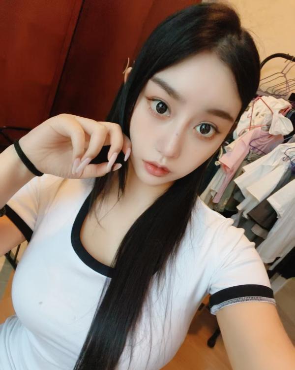 南开奥城大胸恋人妹妹-51花探