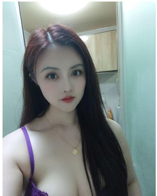 大胸女友李一桐-51花探