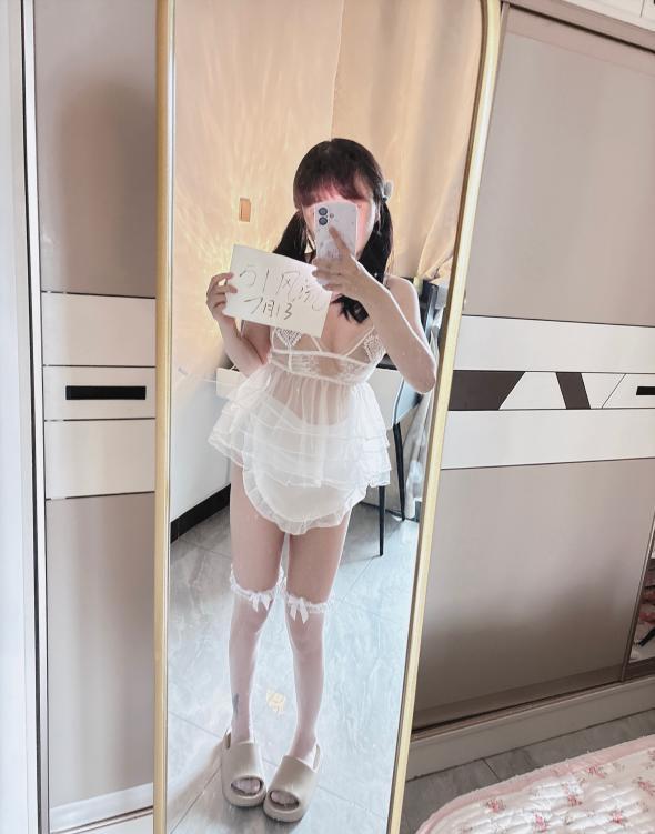 回归小萝莉哎宝-51花探