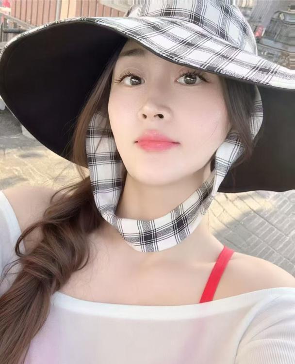 年轻服务系健身妹刘恋-51花探