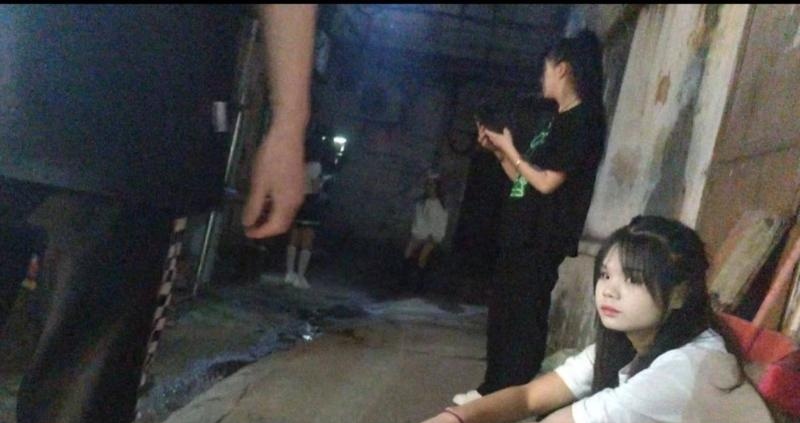 福州路边站街-51