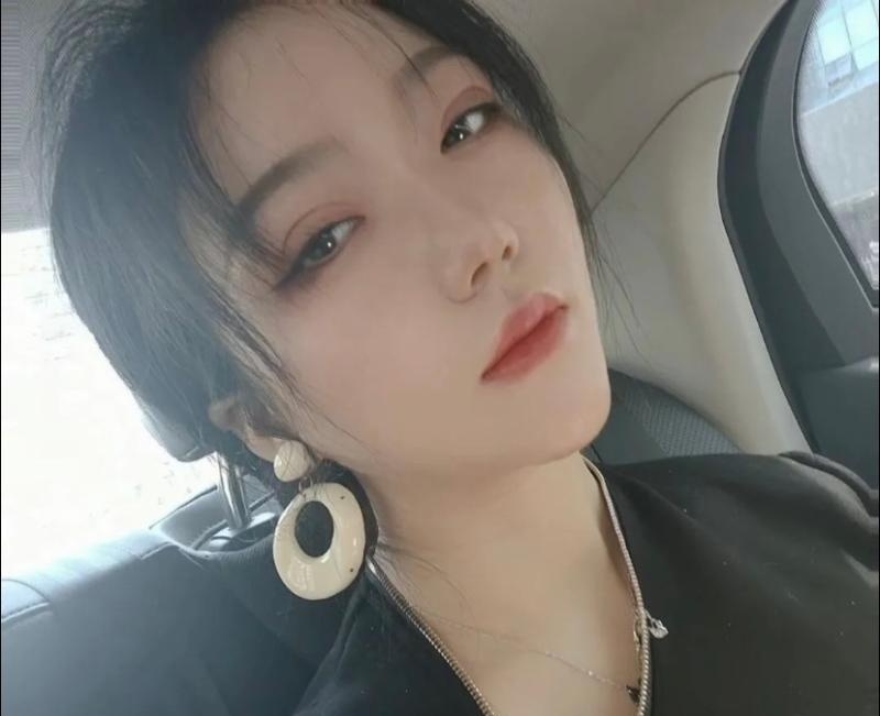 雨花干净制服少妇-买色网