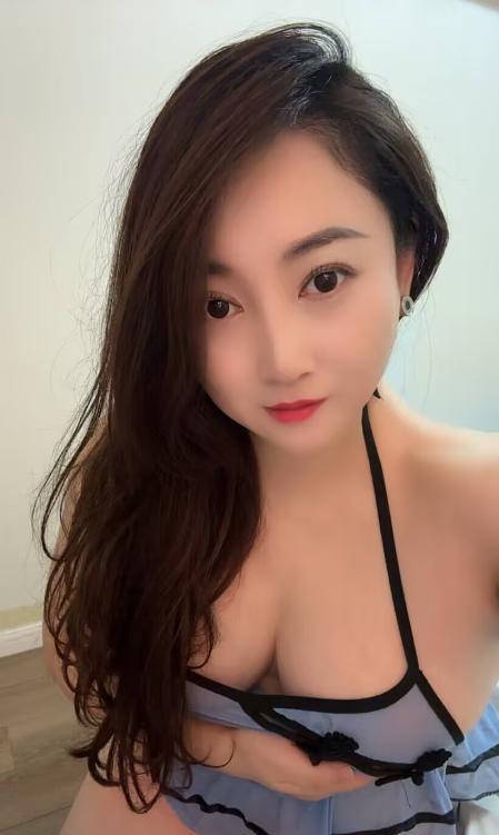 大奶服务少妇-51花探