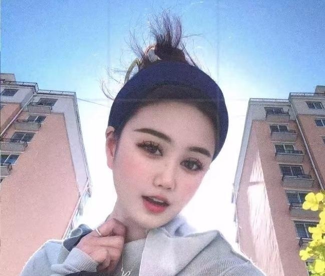 晚晚老师-买色网