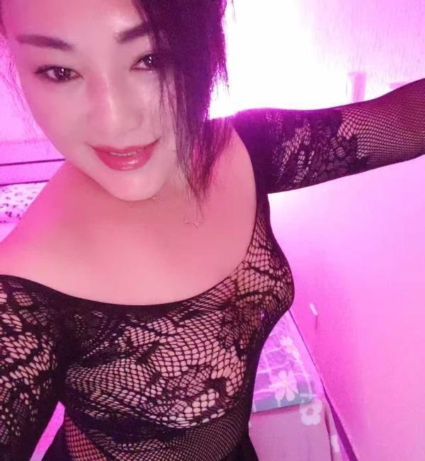 三通服务型熟女-买色网