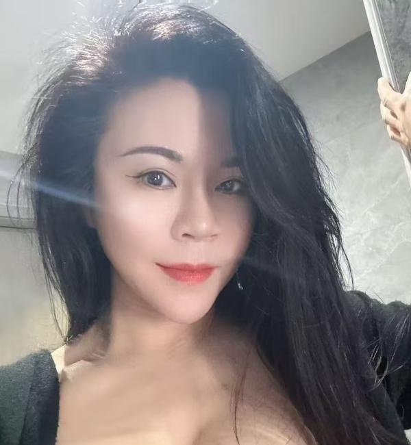 大奶熟女飘雪-买色网