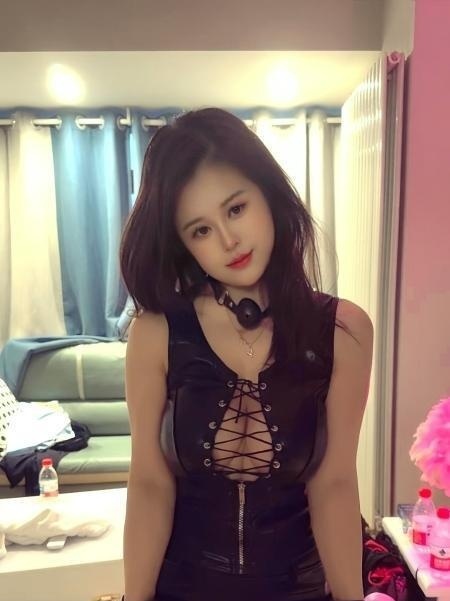 SM调教骚妇安妮-买色网