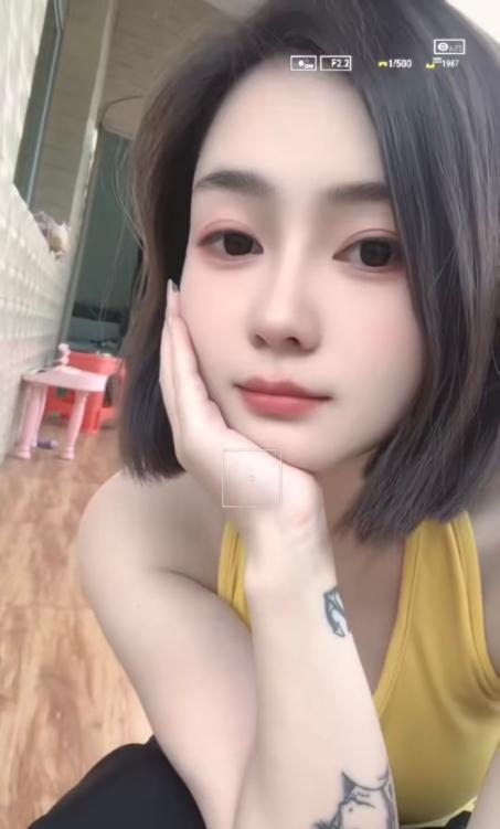 兼职美女花生米小姐姐-51花探