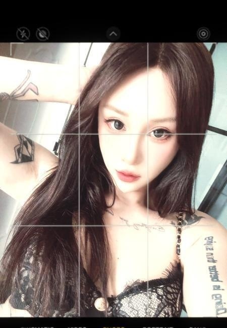 ts凯丽带把的女孩-买色网