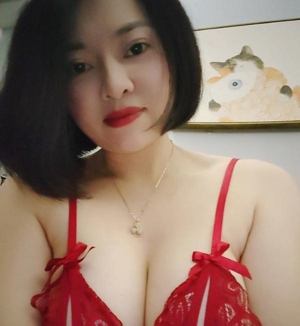 身材丰满骚少妇-买色网