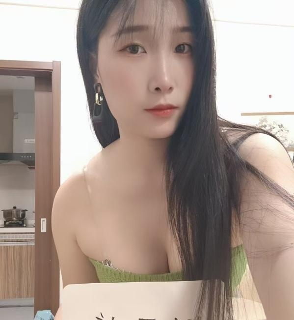 白愣丰满御姐-买色网