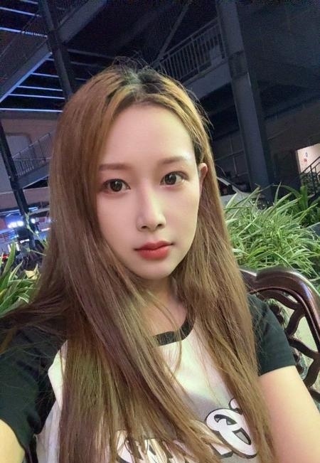 禅城性感美女-买色网