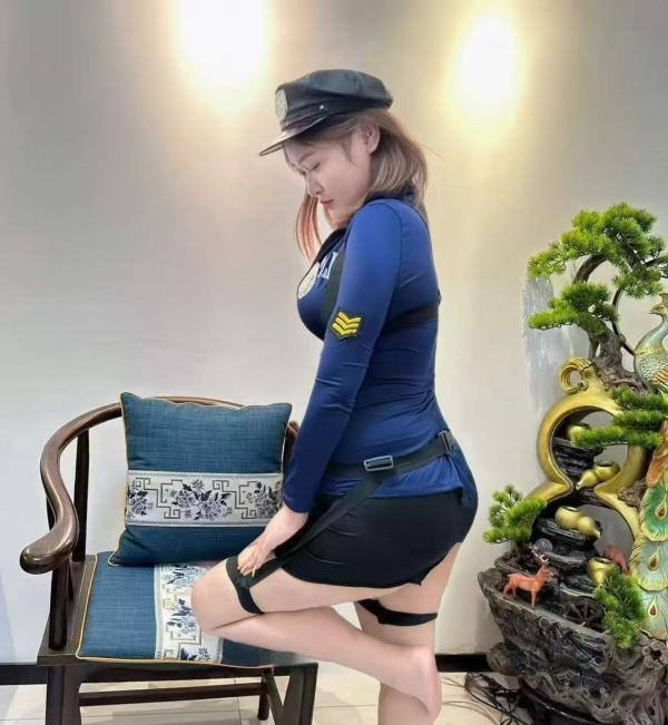喜欢穿制服的妹妹-买色网