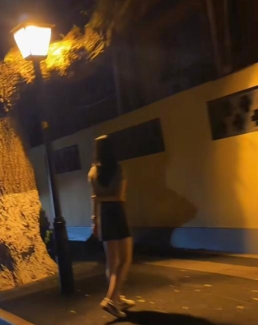 何山路扫街-51