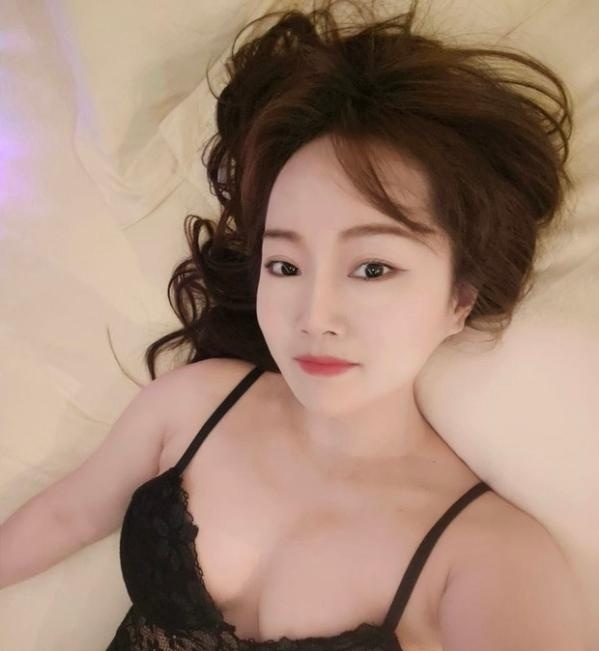 渝北大奶安妮-买色网