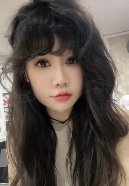 女友感晓云妹-买色网