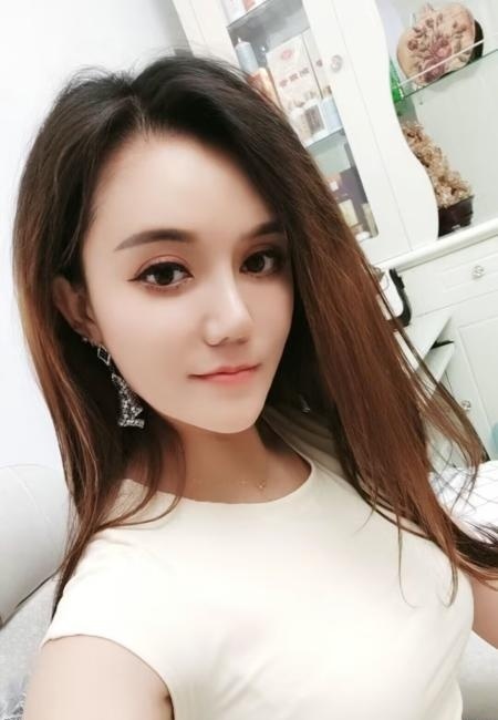 前凸后翘混血妹妹-买色网
