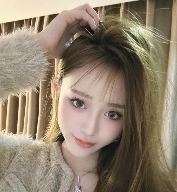 肤白美女小喵-买色网