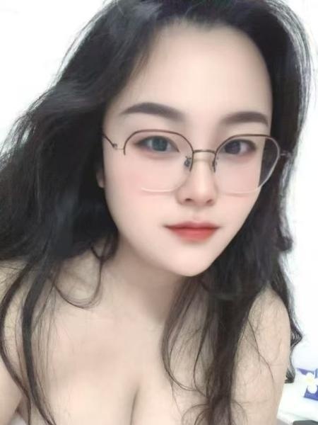 浦东漂亮奶子眼镜妹-买色网