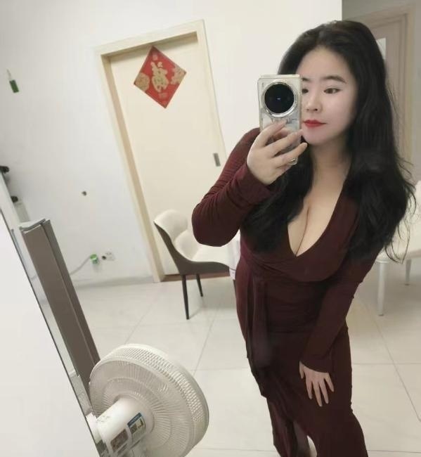 南山40G巨乳露露-买色网