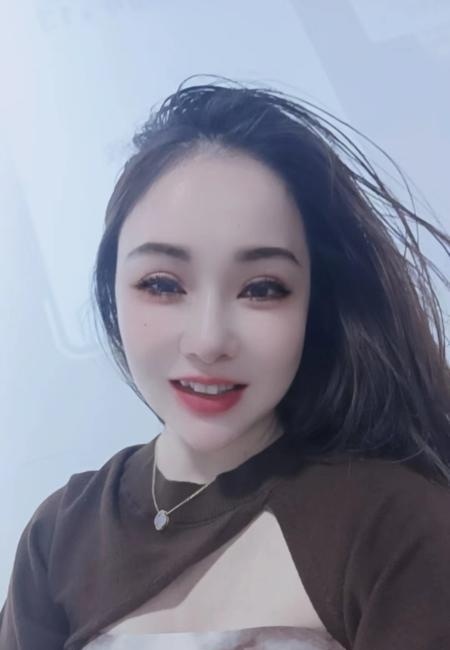 包夜毒龙舌吻妹子-买色网