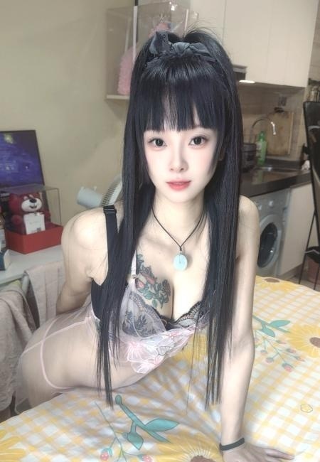 双飞盼盼姐妹花-买色网