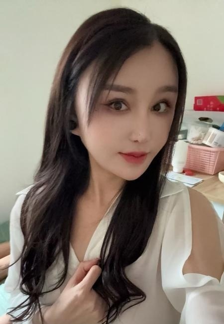 东站温柔骚佳怡-买色网