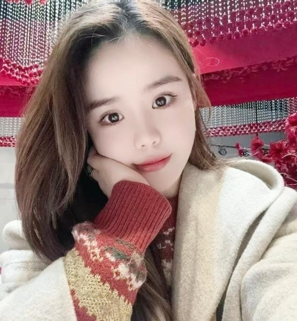 左家庄大眼清纯女友-买色网