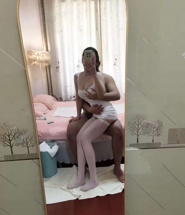 江宁高颜值美女沐沐-买色网