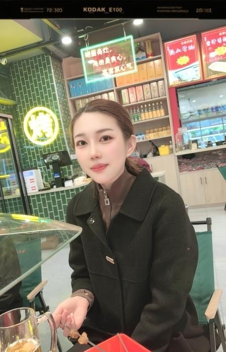 蜀山舌吻骚女丽娜-买色网