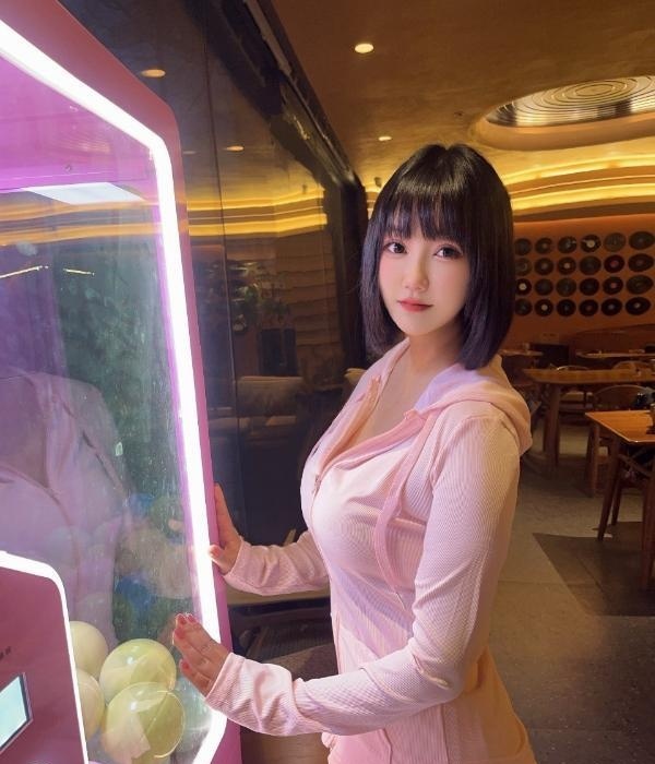 气质身材好丸子老师-买色网