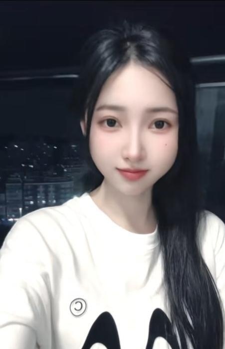 天河长腿美女姐姐-买色网