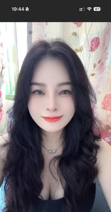 花都少妇情趣拉满-买色网