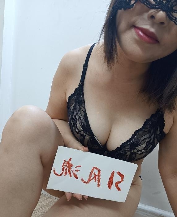 肥臀面具骚姐-买色网