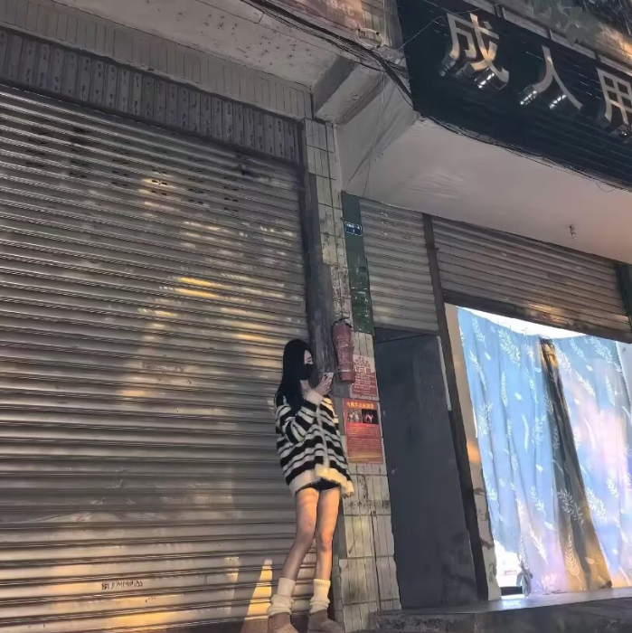 南黑窑站街女-51
