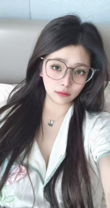 丰满巨乳骚货-买色网