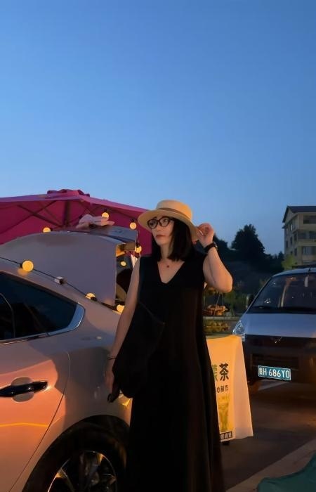 温温柔柔的眼镜妹-买色网