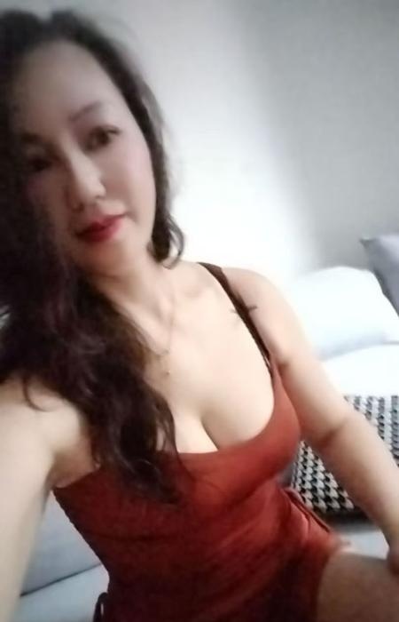 华新街性瘾贱浪御姐-买色网