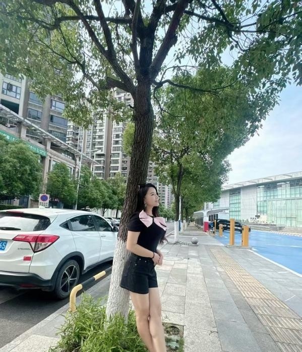 黄浦大胸化妆老师-51