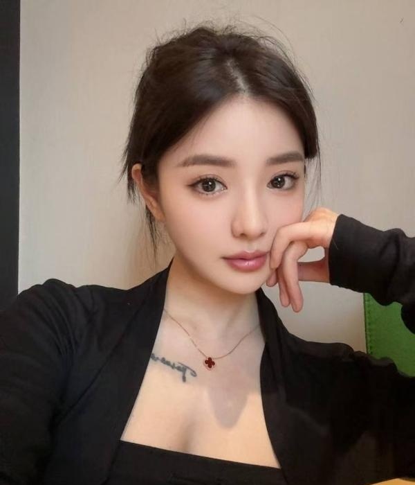 黑丝情趣美女御姐-买色网