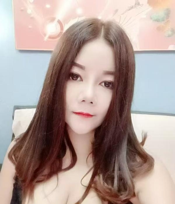 大胸大屁股风骚少妇-51