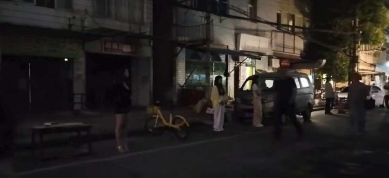 佛山顺德大街站一排-买色网