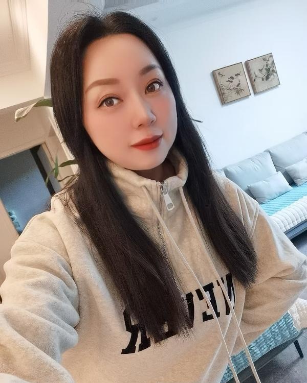 昆明新迎文艺小嫂嫂-51