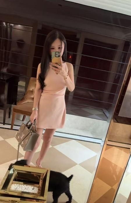 东站SM风骚佳怡-买色网