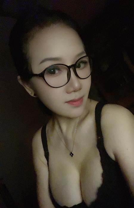 瑶海大奶御姐-买色网