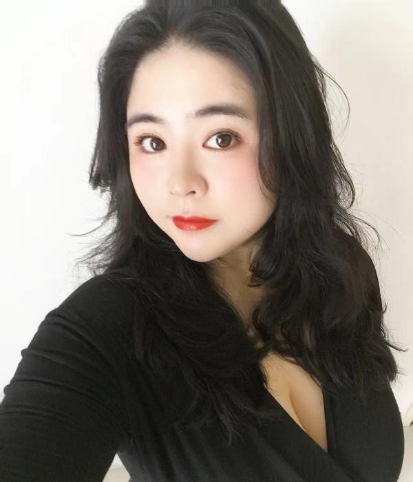 南山乳神露露-买色网