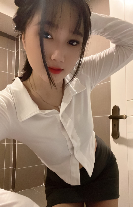 丰乳翘臀嫩妹子-51