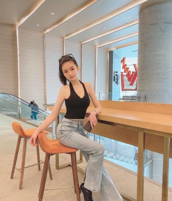 温柔重庆妹儿-买色网