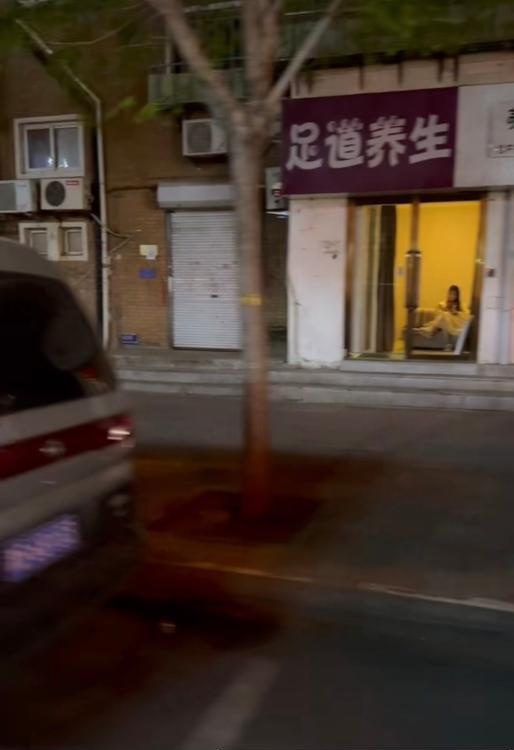 南开扫街-51