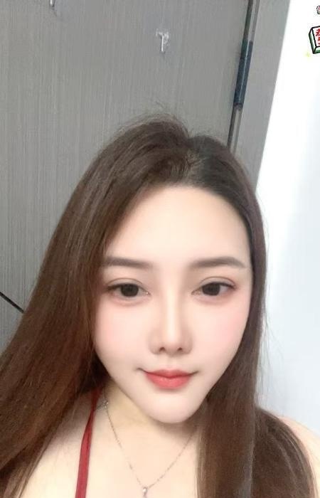 大胸服务小少妇-买色网
